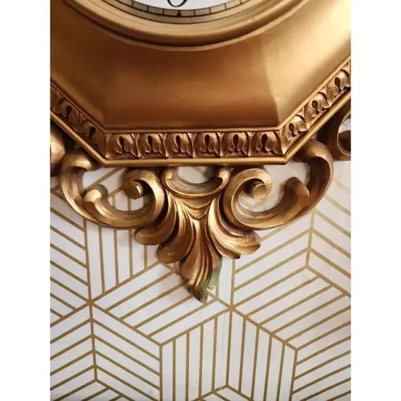 Vintage Syroco Ornate Wall Clock Hollywood Regency MCM 1960s USA 27" - Picture 7 of 9